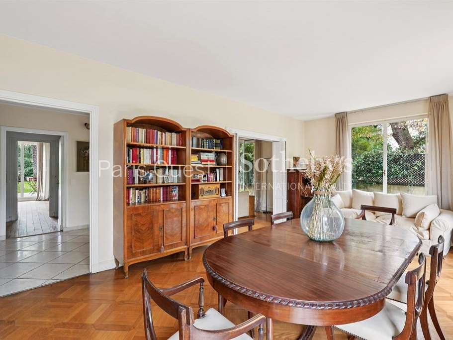 Apartment Neuilly-sur-Seine