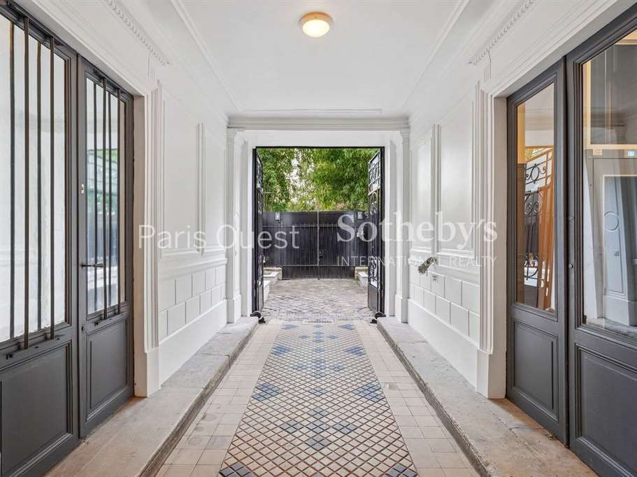 Apartment Neuilly-sur-Seine