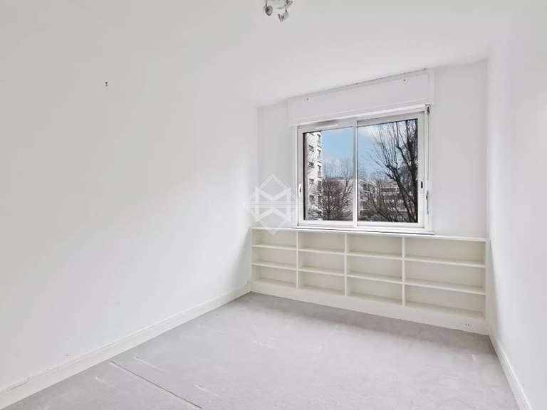 Apartment Neuilly-sur-Seine - 2 bedrooms - 91m²