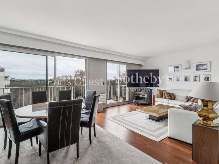 Apartment Neuilly-sur-Seine - 3 bedrooms - 125m²