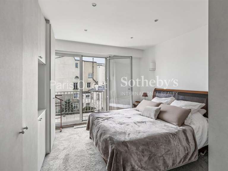 Apartment Neuilly-sur-Seine - 3 bedrooms - 125m²