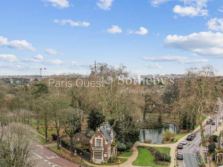 Apartment Neuilly-sur-Seine - 3 bedrooms - 125m²