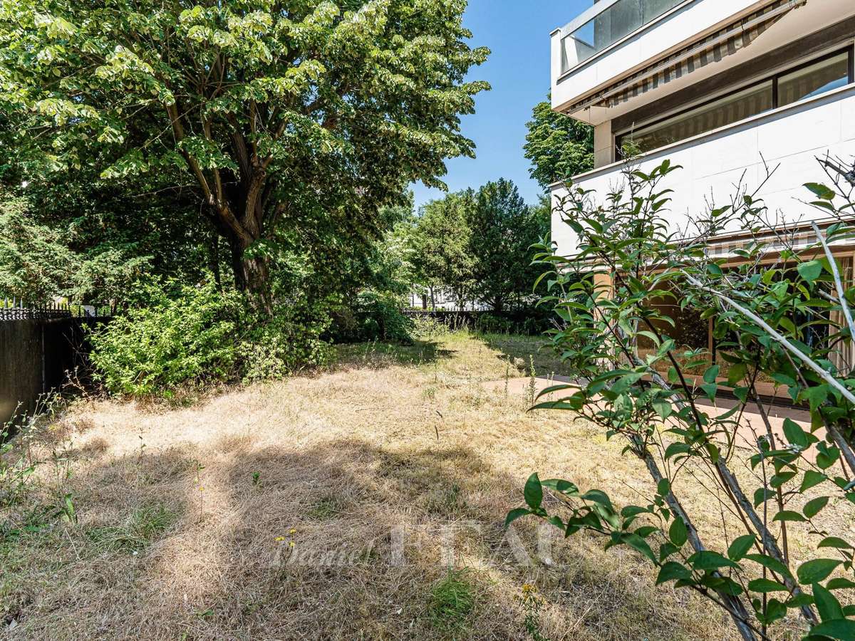 Apartment Neuilly-sur-Seine
