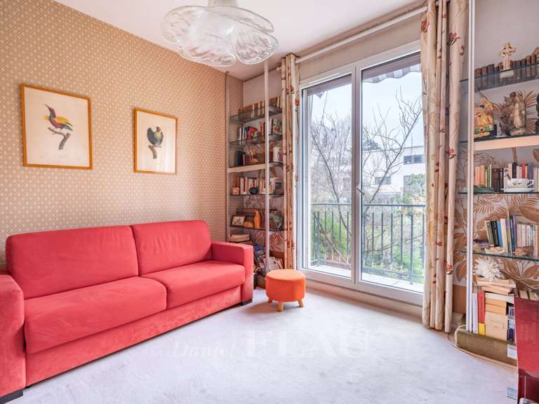 Apartment Neuilly-sur-Seine - 4 bedrooms - 127m²