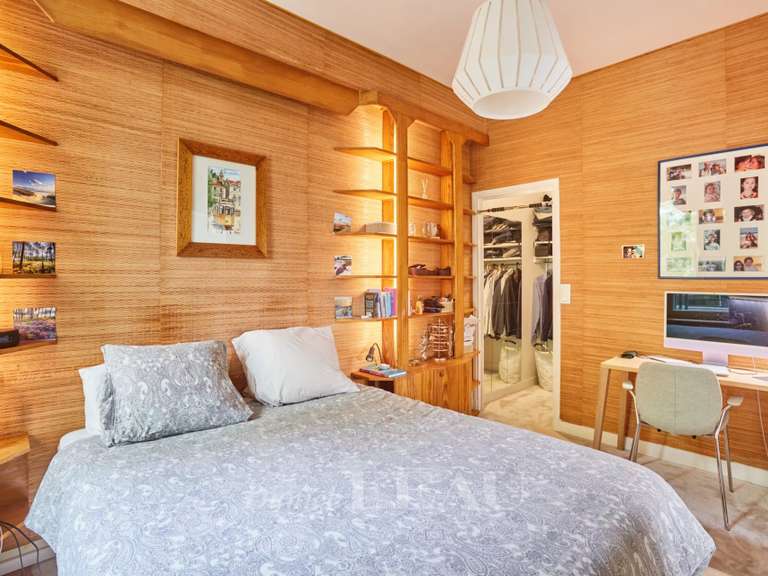 Apartment Neuilly-sur-Seine - 3 bedrooms - 128m²