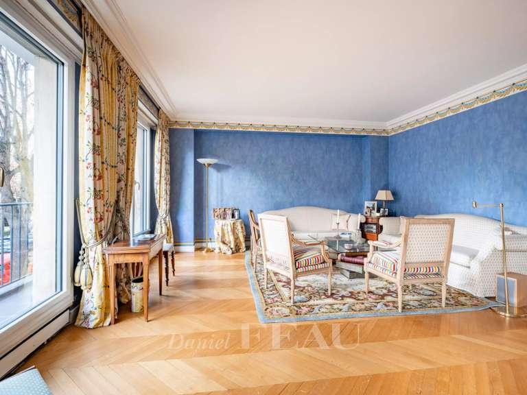 Apartment Neuilly-sur-Seine - 2 bedrooms - 119m²