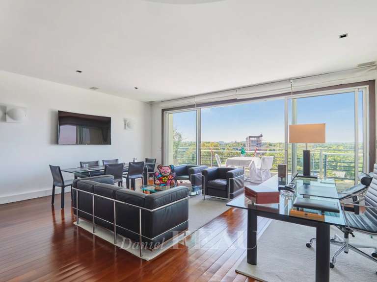 Apartment Neuilly-sur-Seine - 2 bedrooms - 79m²