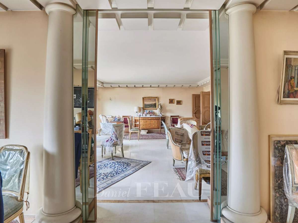 Apartment Neuilly-sur-Seine