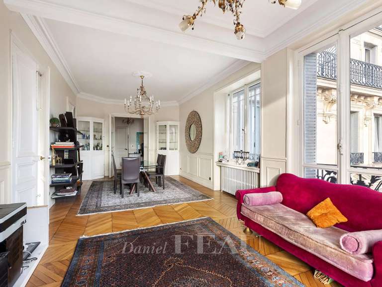 Apartment Neuilly-sur-Seine - 4 bedrooms - 179m²