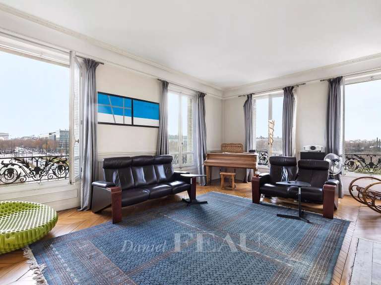 Apartment Neuilly-sur-Seine - 4 bedrooms - 179m²