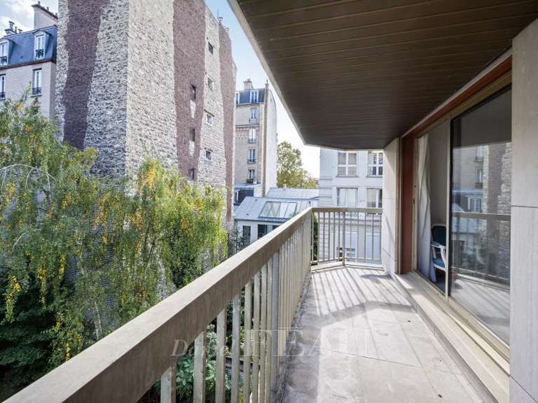 Apartment Neuilly-sur-Seine - 4 bedrooms - 211m²