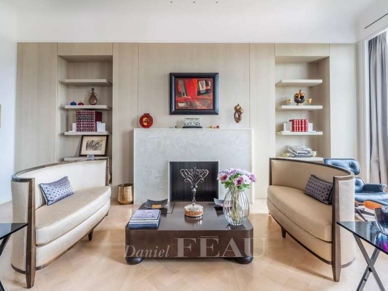Apartment Neuilly-sur-Seine - 3 bedrooms - 383m²