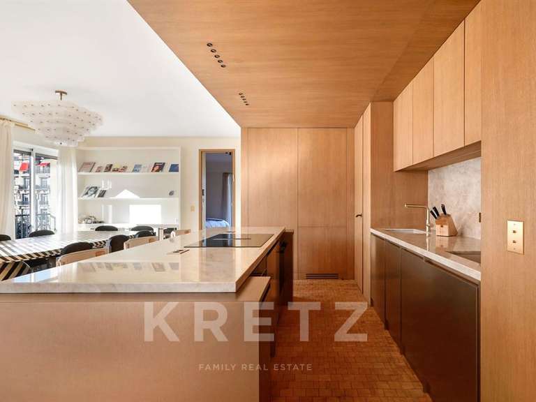 Appartement Neuilly-sur-Seine - 2 chambres - 174m²