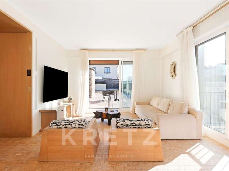 Appartement Neuilly-sur-Seine - 2 chambres - 174m²