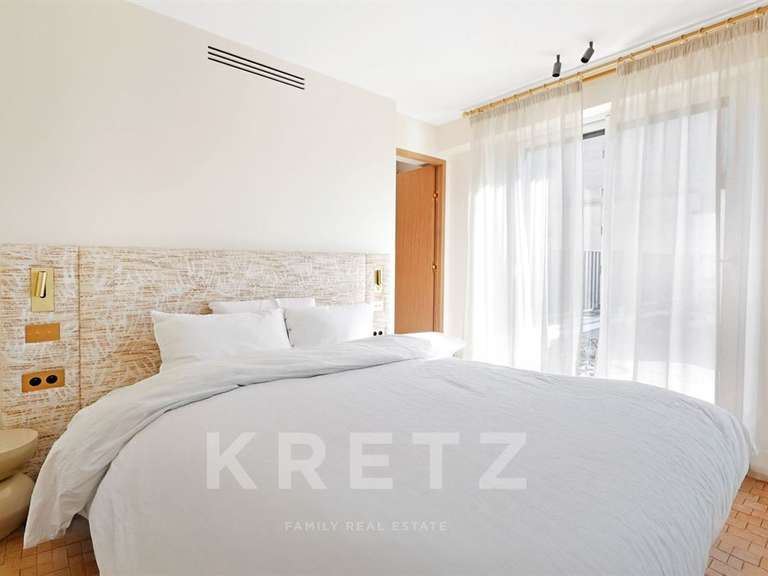 Appartement Neuilly-sur-Seine - 2 chambres - 174m²