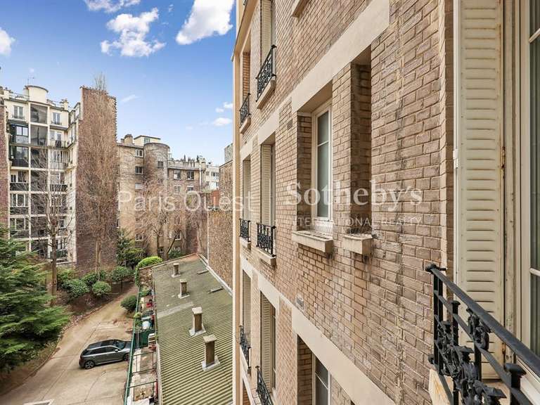 Appartement Neuilly-sur-Seine - 2 chambres - 112m²