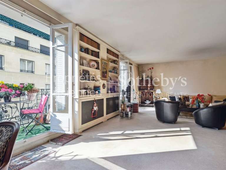 Appartement Neuilly-sur-Seine - 2 chambres - 126m²