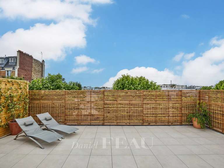 Apartment Neuilly-sur-Seine - 4 bedrooms - 195m²