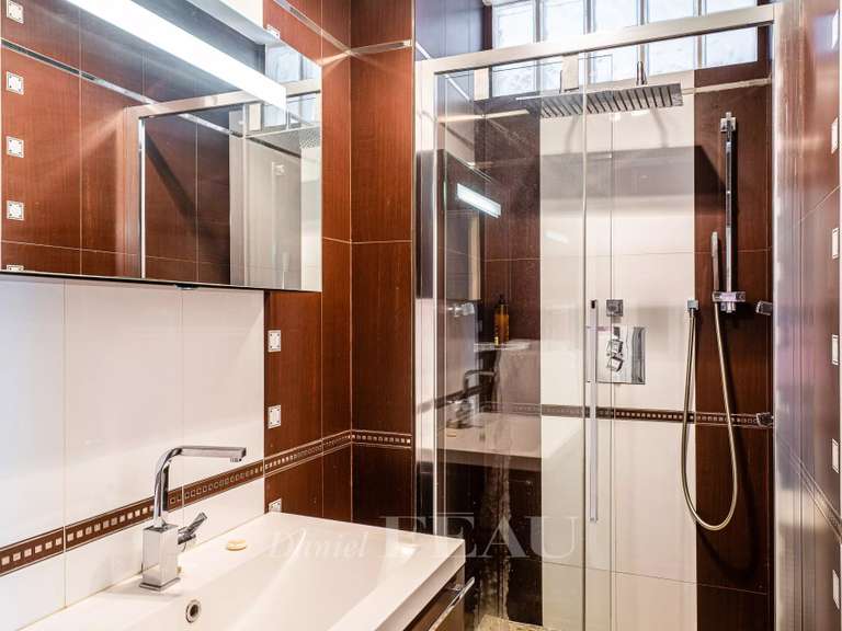 Apartment Neuilly-sur-Seine - 4 bedrooms - 195m²