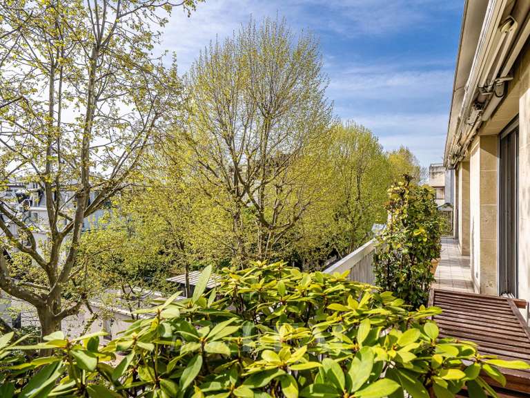 Apartment Neuilly-sur-Seine - 4 bedrooms - 195m²