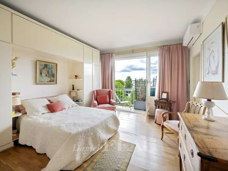 Appartement Neuilly-sur-Seine - 3 chambres - 147m²