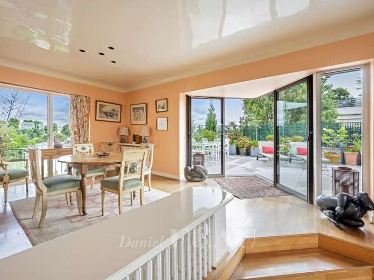 Appartement Neuilly-sur-Seine - 3 chambres - 147m²