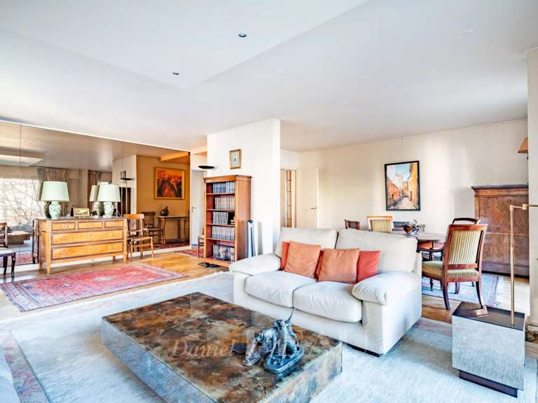 Appartement Neuilly-sur-Seine - 3 chambres - 113m²