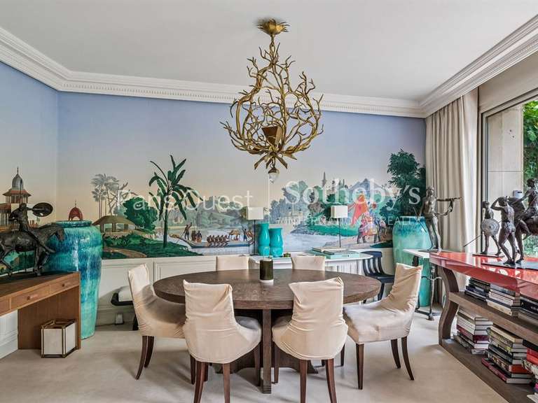 Appartement Neuilly-sur-Seine - 3 chambres - 140m²
