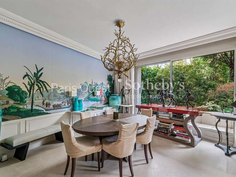 Appartement Neuilly-sur-Seine - 3 chambres - 140m²