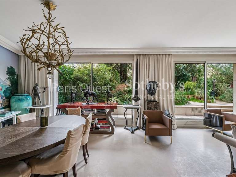 Appartement Neuilly-sur-Seine - 3 chambres - 140m²