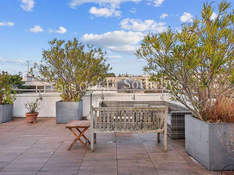 Appartement Neuilly-sur-Seine - 4 chambres - 148m²