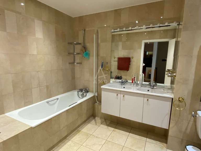 Appartement Neuilly-sur-Seine - 4 chambres