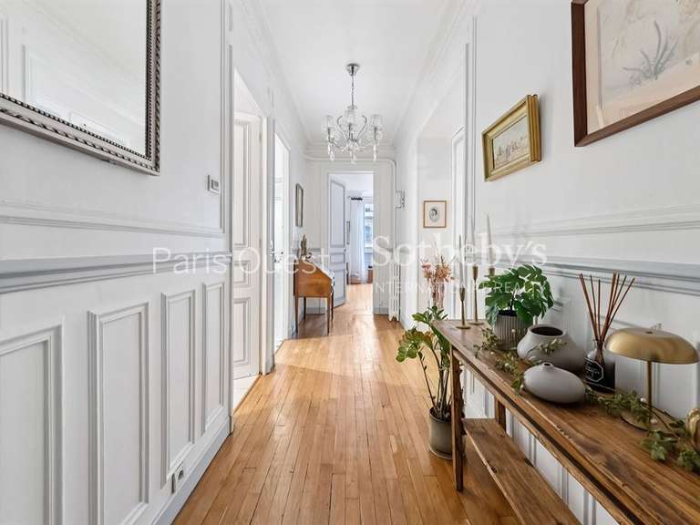 Appartement Neuilly-sur-Seine - 4 chambres - 118m²