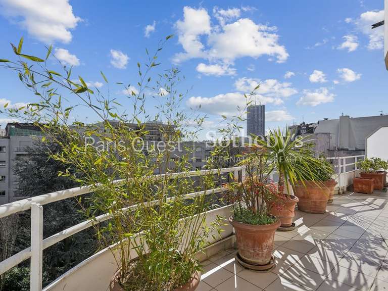 Appartement Neuilly-sur-Seine - 3 chambres - 167m²