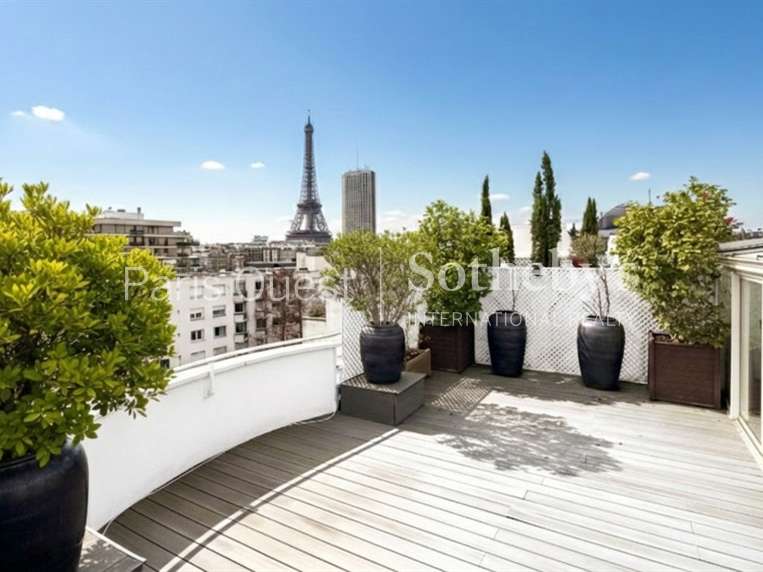 Apartment Neuilly-sur-Seine - 3 bedrooms - 167m²