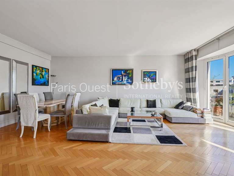 Appartement Neuilly-sur-Seine - 3 chambres - 167m²