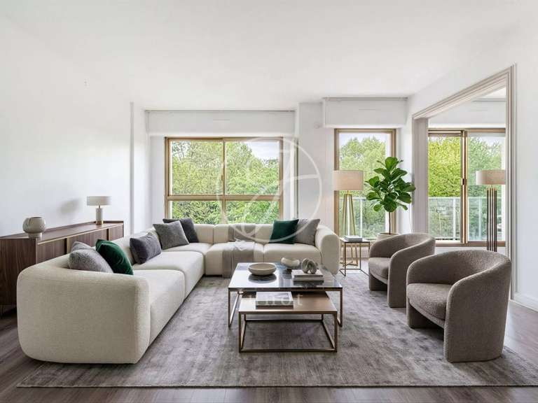 Apartment Neuilly-sur-Seine - 3 bedrooms - 109m²