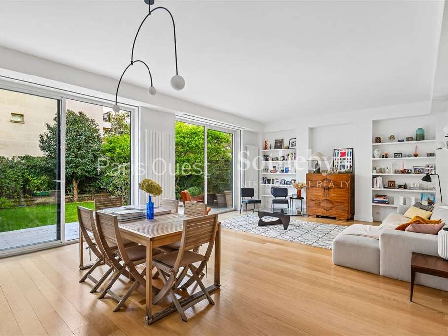 Apartment Neuilly-sur-Seine