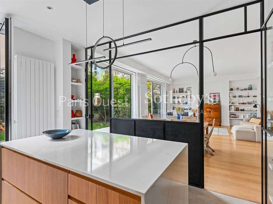 Apartment Neuilly-sur-Seine