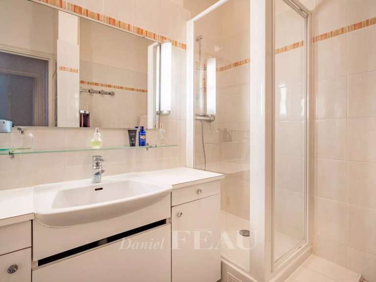 Appartement Neuilly-sur-Seine - 5 chambres - 178m²