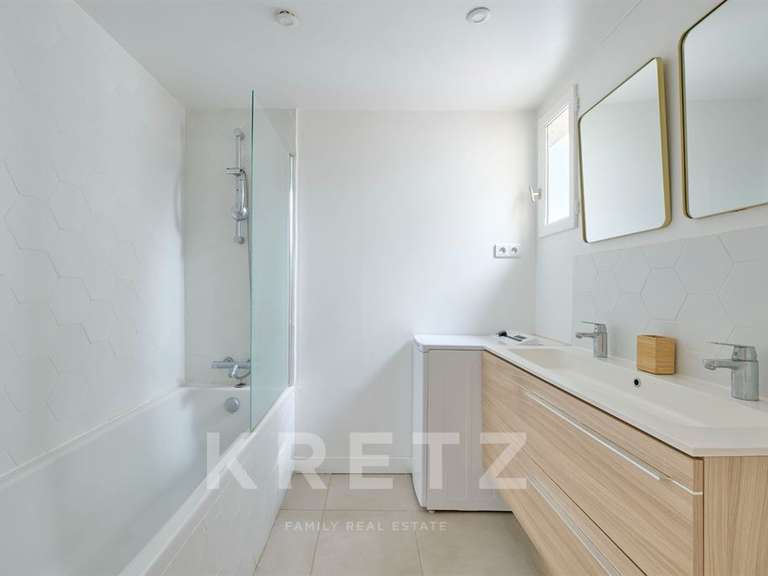 Appartement Neuilly-sur-Seine - 3 chambres - 92m²