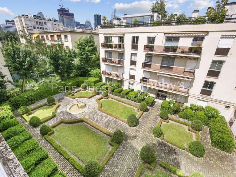 Apartment Neuilly-sur-Seine - 3 bedrooms - 119m²
