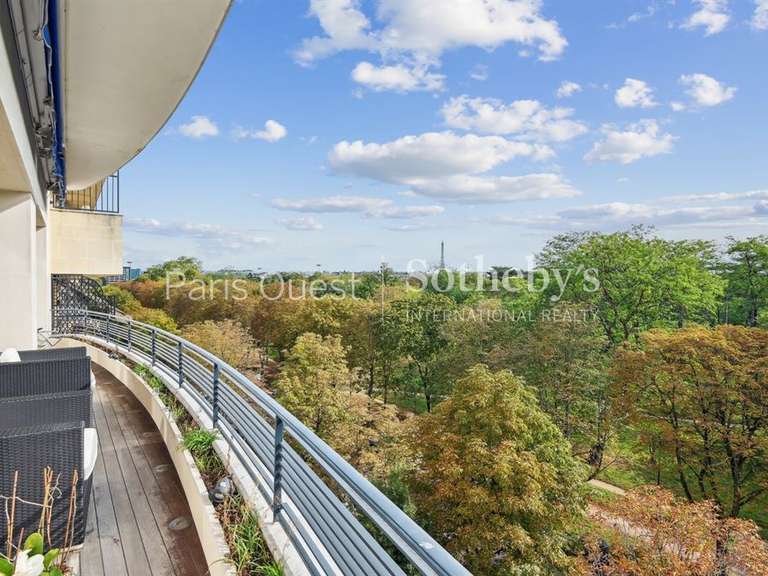 Apartment Neuilly-sur-Seine - 3 bedrooms - 173m²