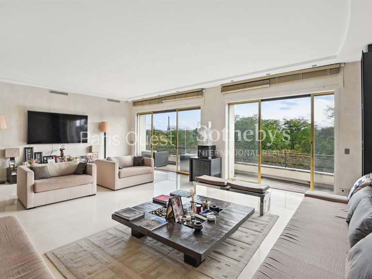 Apartment Neuilly-sur-Seine - 3 bedrooms - 173m²
