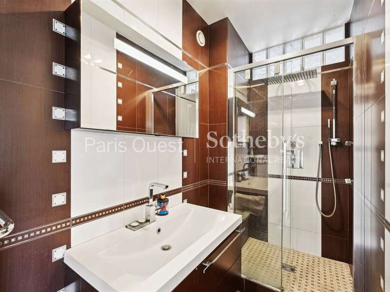 Appartement Neuilly-sur-Seine - 4 chambres - 195m²