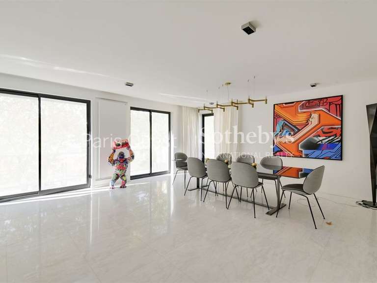 Apartment Neuilly-sur-Seine - 4 bedrooms - 176m²