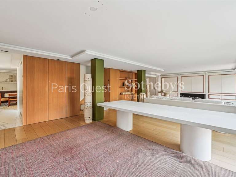 Apartment Neuilly-sur-Seine - 4 bedrooms - 253m²