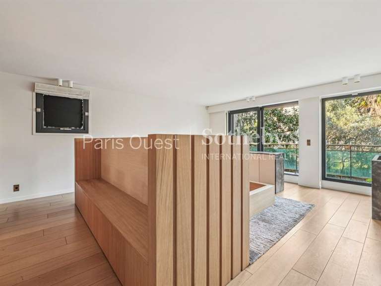 Apartment Neuilly-sur-Seine - 4 bedrooms - 253m²