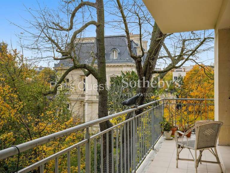 Appartement Neuilly-sur-Seine - 3 chambres - 130m²