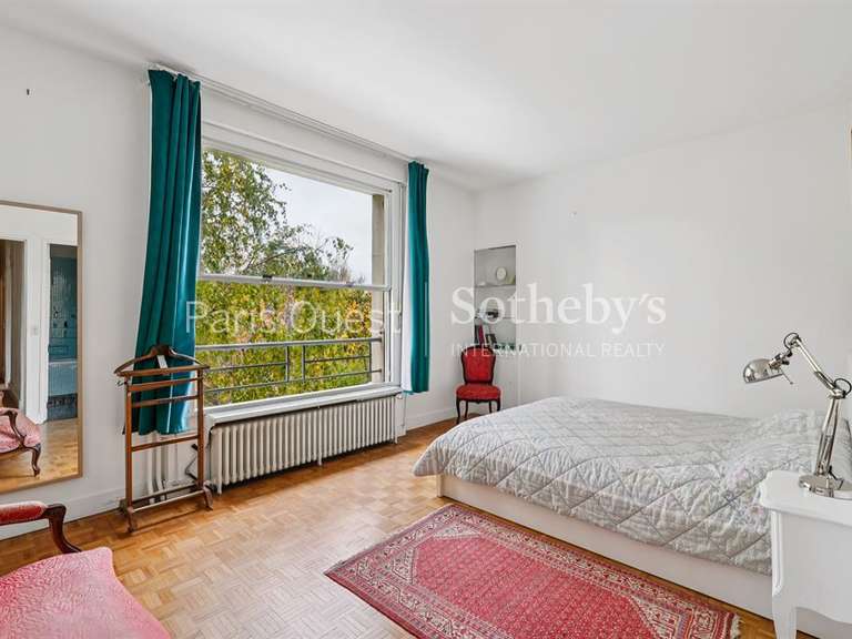 Appartement Neuilly-sur-Seine - 3 chambres - 130m²